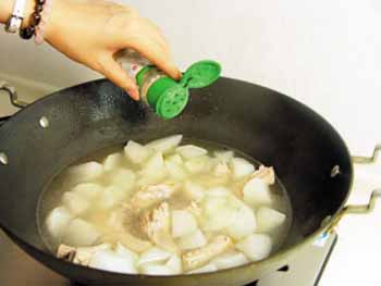 清熱健胃湯品做法4