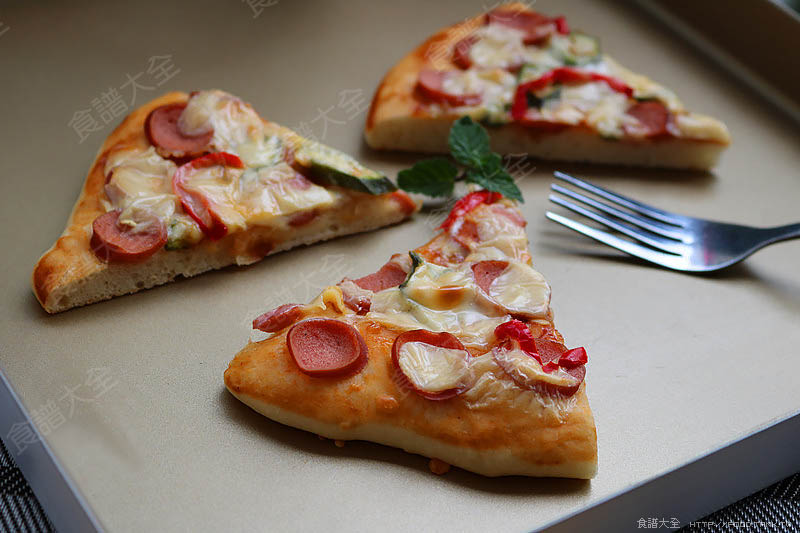 秋葵香腸披薩