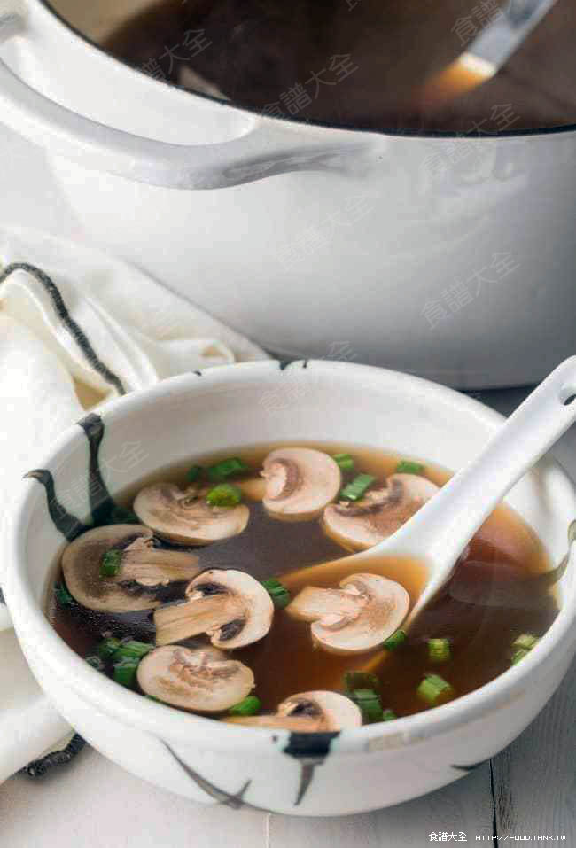 日式蘑菇湯